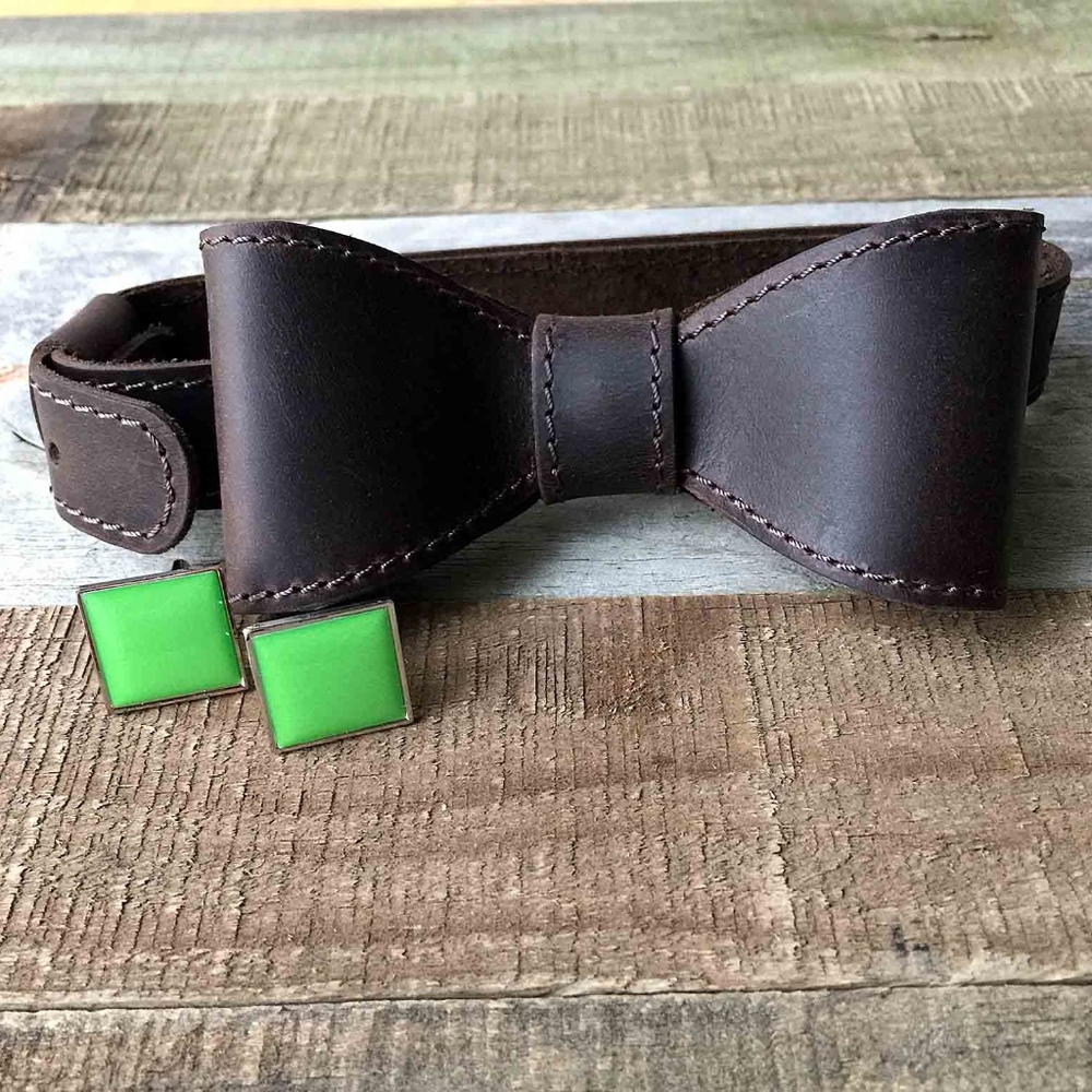 Men's Leather Bow Tie - Picture 3 of 8